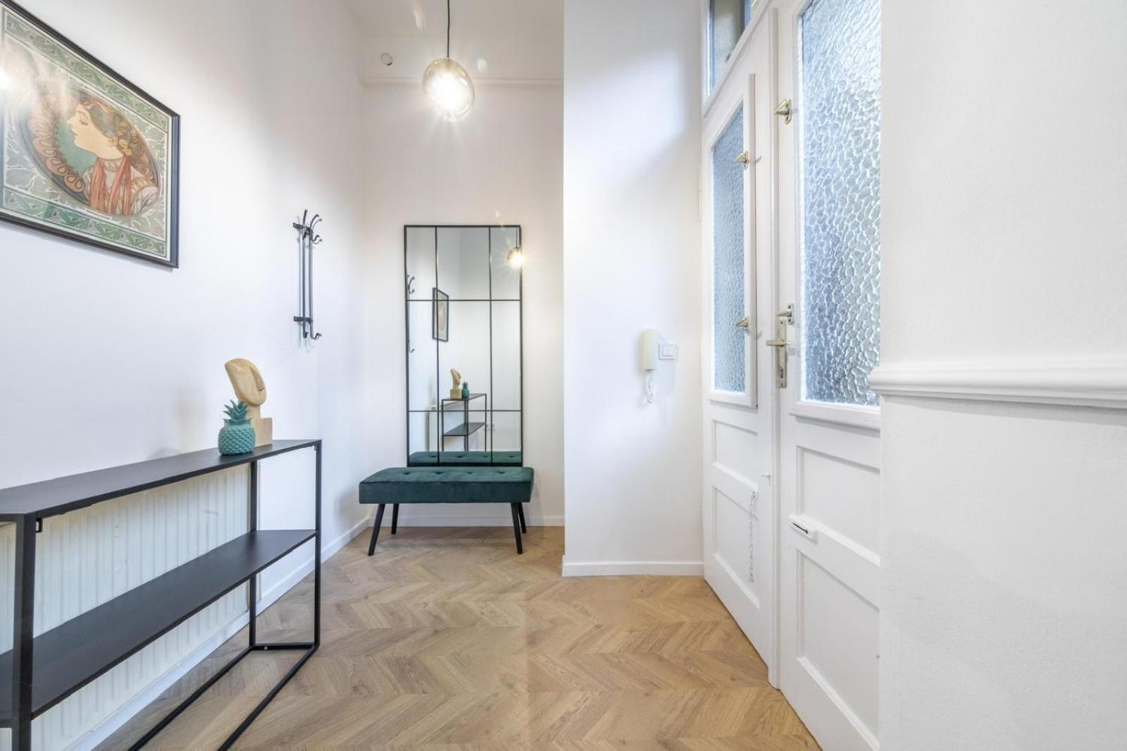 Sass Glamour Apartment Next To St Stephen Basilica S1 Budapest Eksteriør bilde